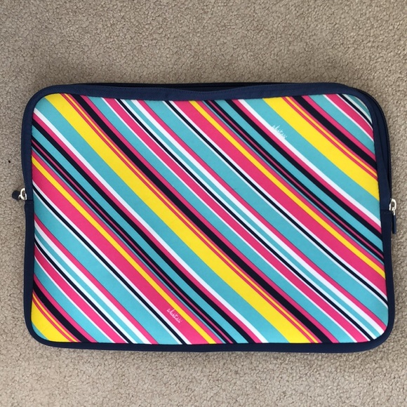 The Macbeth Collection laptop case - Picture 4 of 6